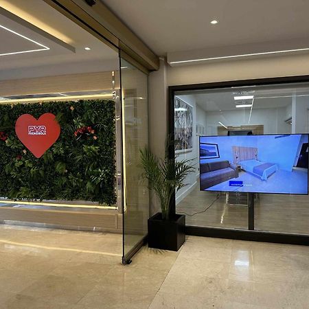 Estudio Pyr Privado Frente Al Puerto De Fuengirola Eksteriør bilde