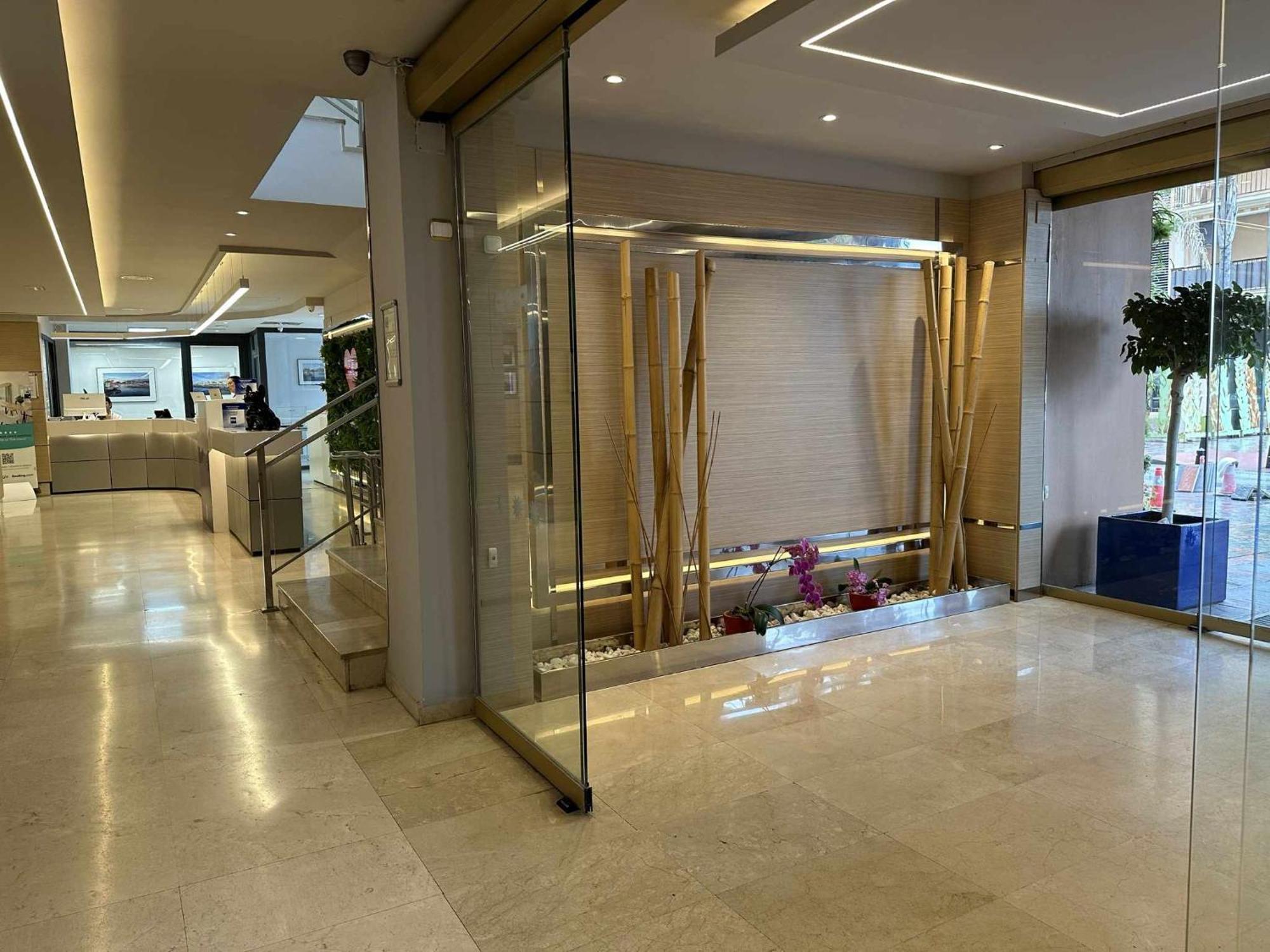 Estudio Pyr Privado Frente Al Puerto De Fuengirola Eksteriør bilde